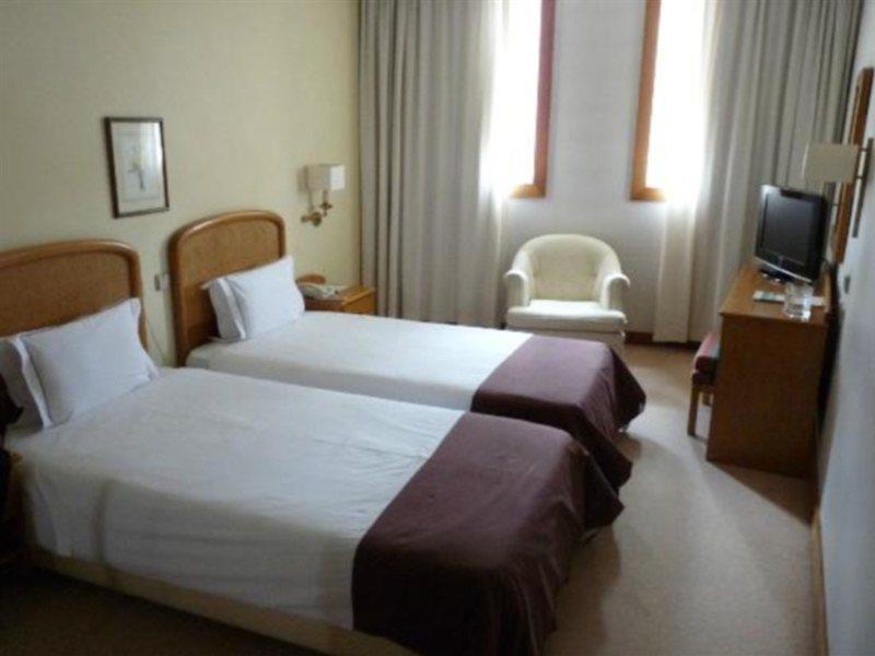 Hotel Toural Guimarães Exteriör bild